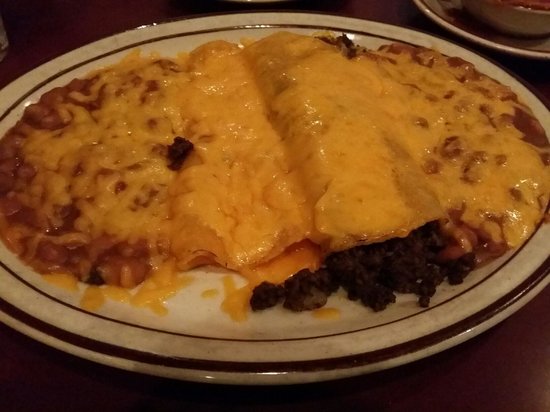 Sadie's of New Mexico signature dishes Enchilada Dinner
Stuffed Sopaipilla Dinner
Taquitos